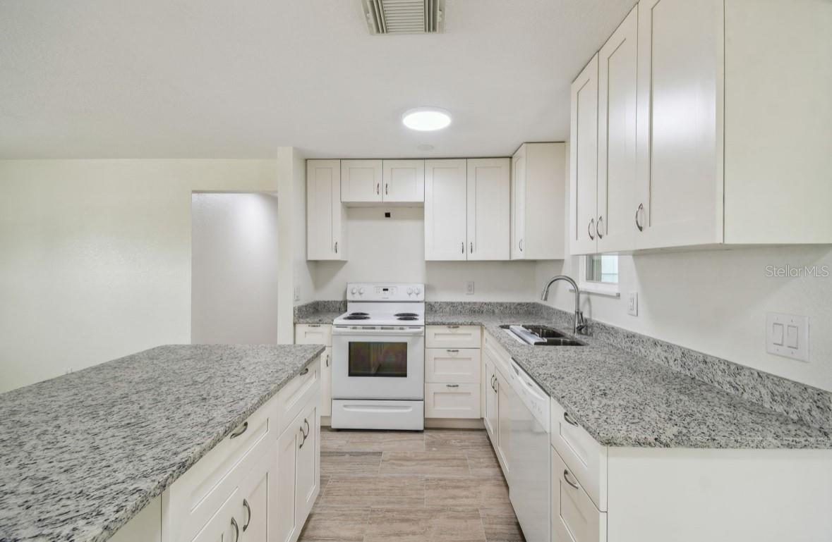 Image 15 of 51 For 9259 Marler Road