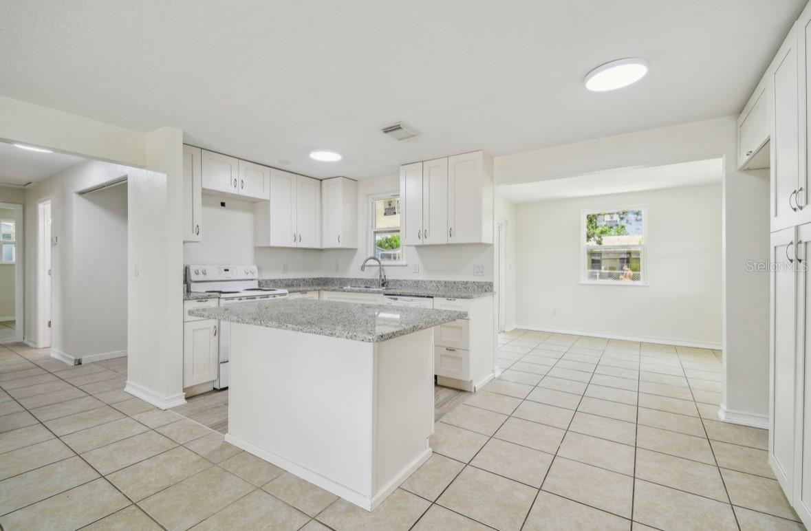 Image 8 of 51 For 9259 Marler Road