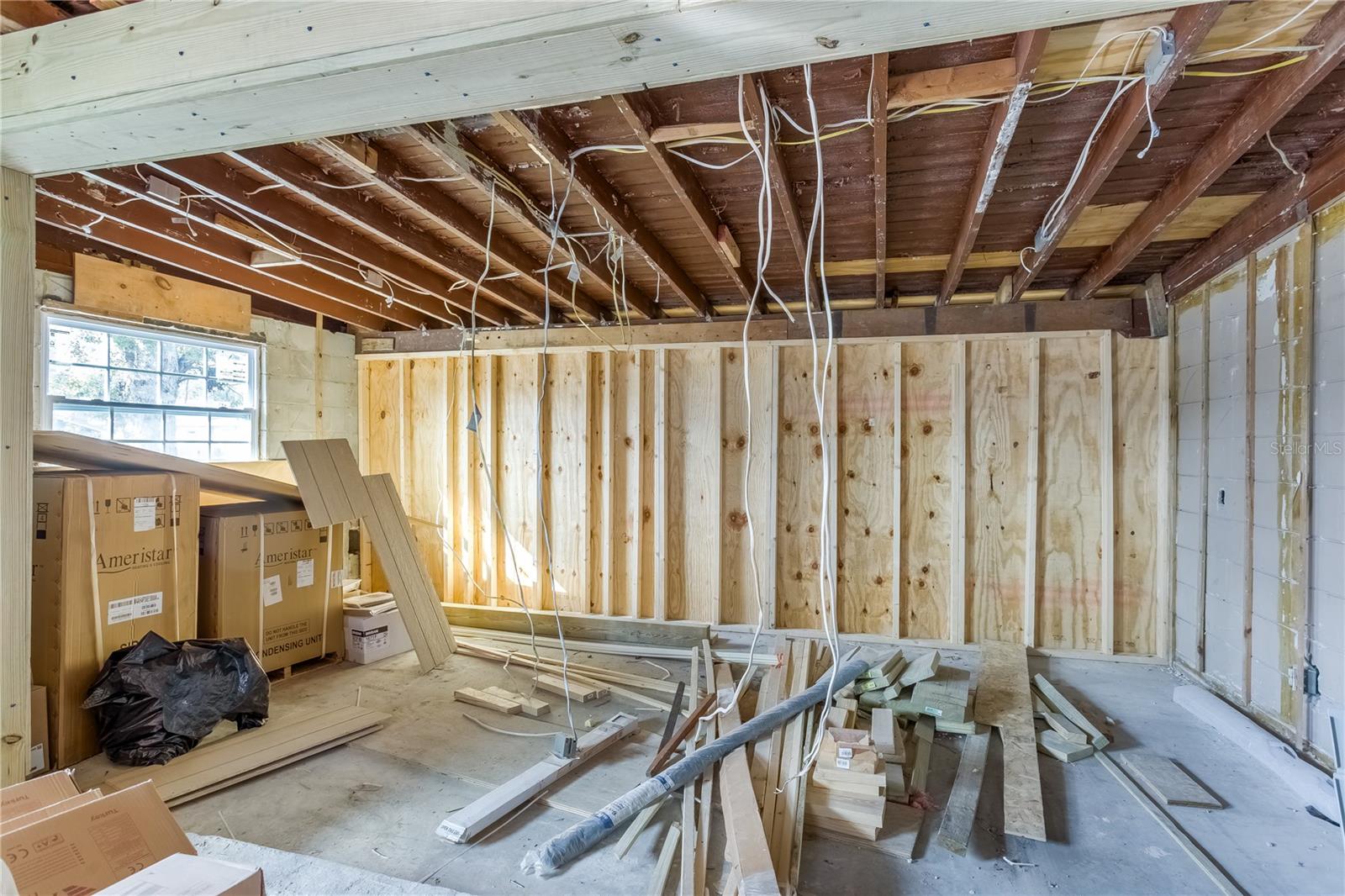 Image 3 of 12 For 111 Keyes Avenue