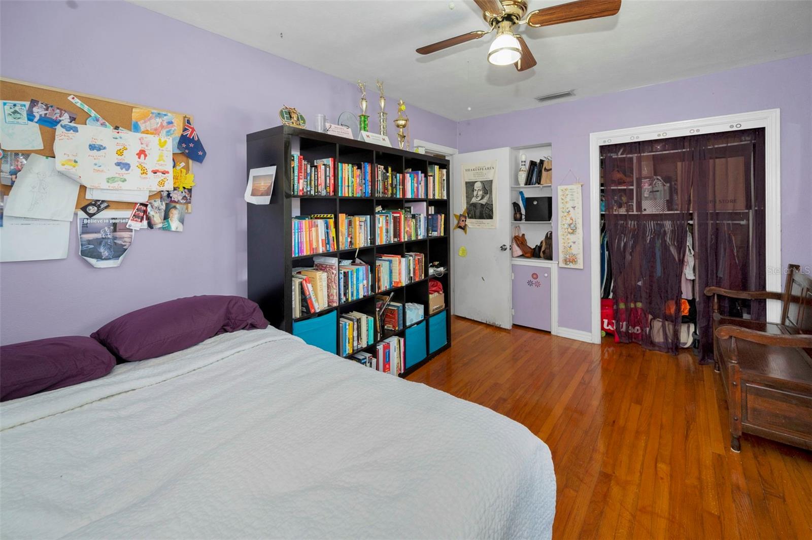 Listing photo id 33 for 4112 Corona Street