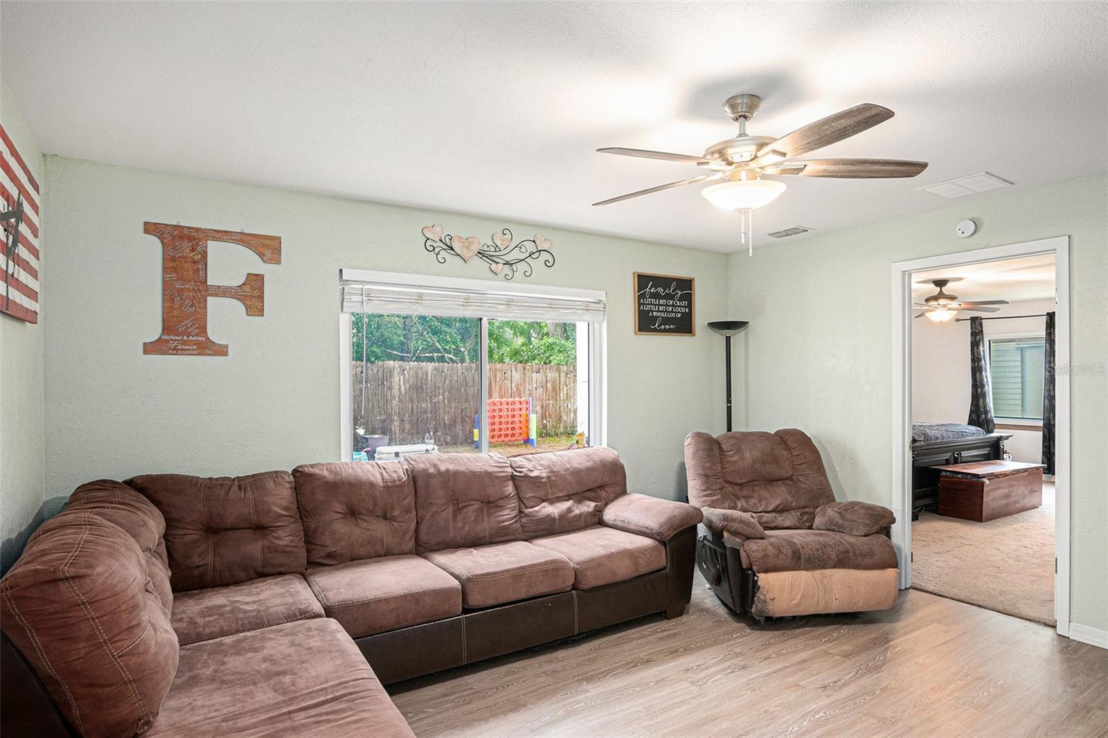 Image 11 of 38 For 9844 Xenia Street