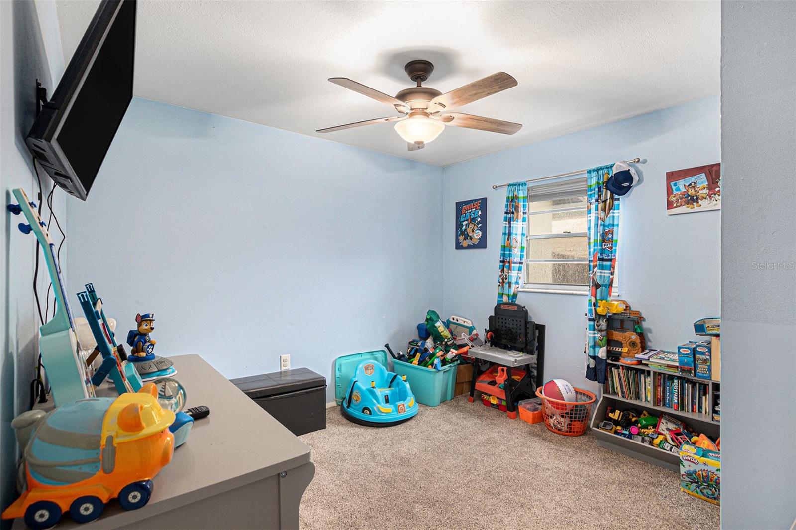 Image 17 of 38 For 9844 Xenia Street