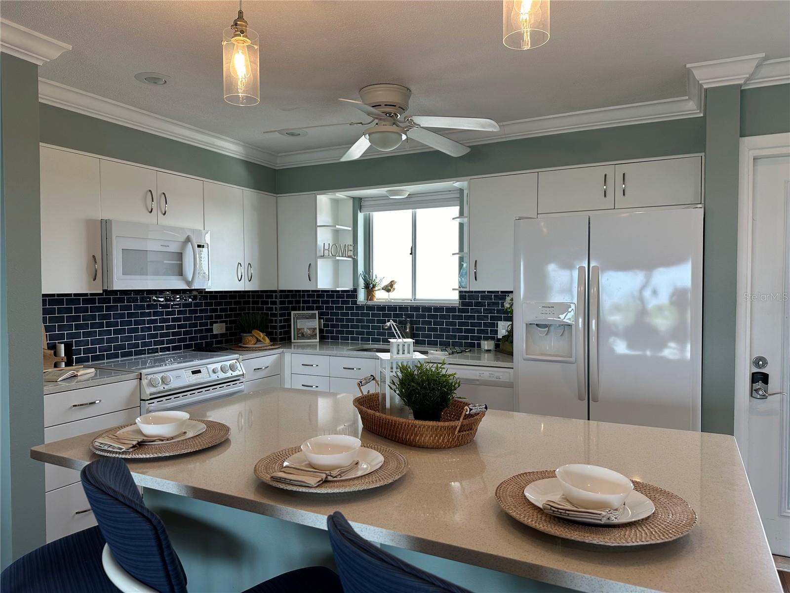 Image 11 of 26 For 1365 Snell Isle Boulevard Ne 6e