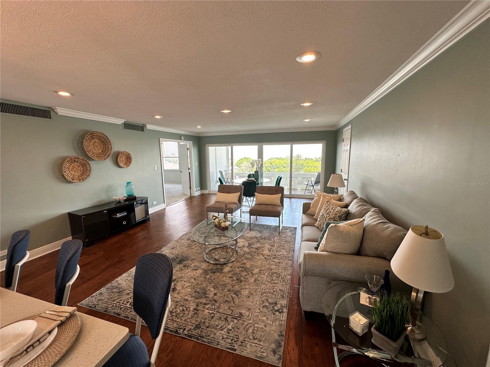 Image 15 of 26 For 1365 Snell Isle Boulevard Ne 6e