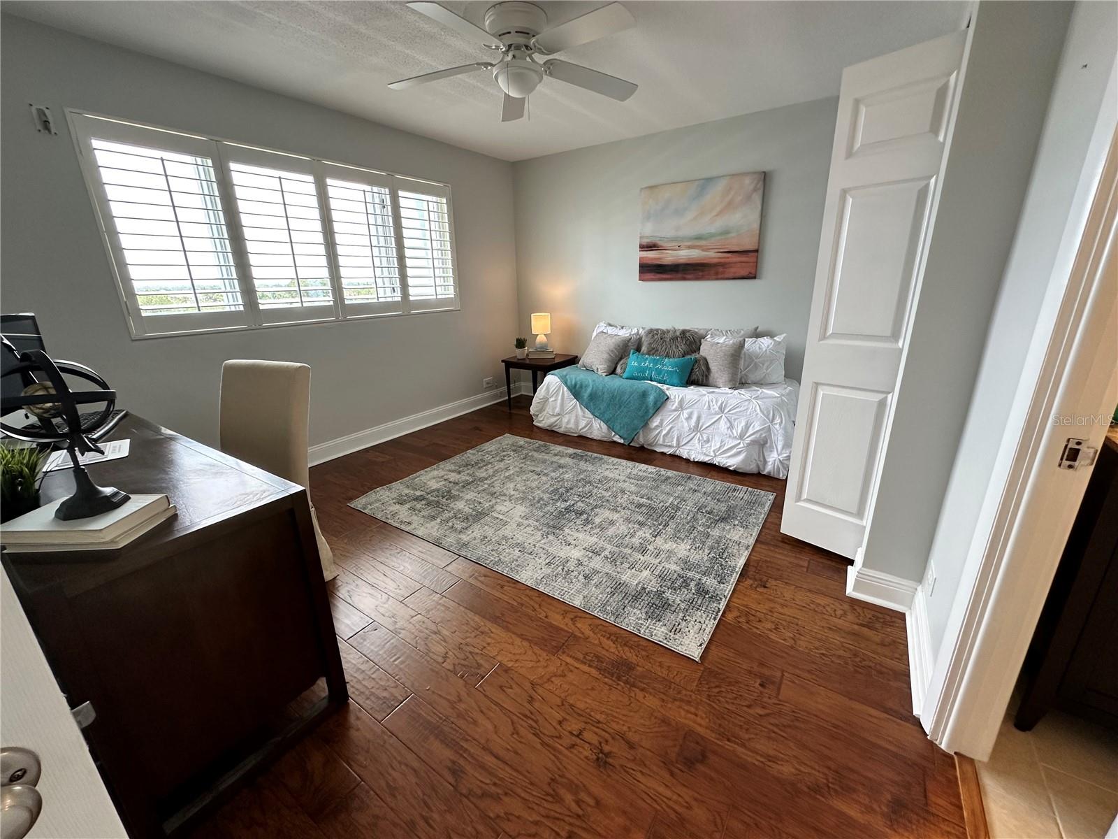 Image 20 of 26 For 1365 Snell Isle Boulevard Ne 6e