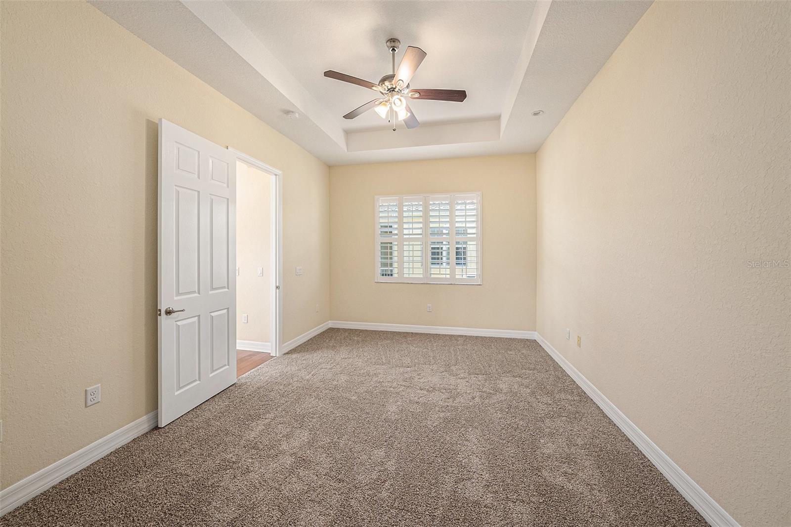 Listing photo id 15 for 4760 Wheel House Drive