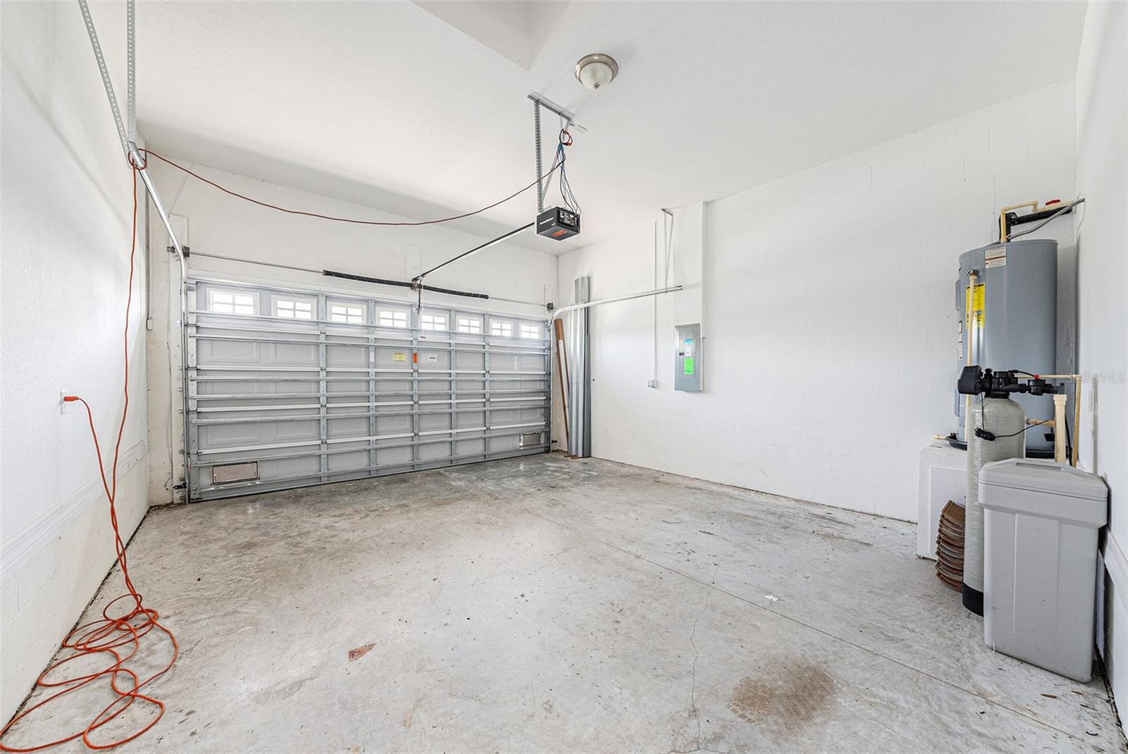 Listing photo id 23 for 4760 Wheel House Drive