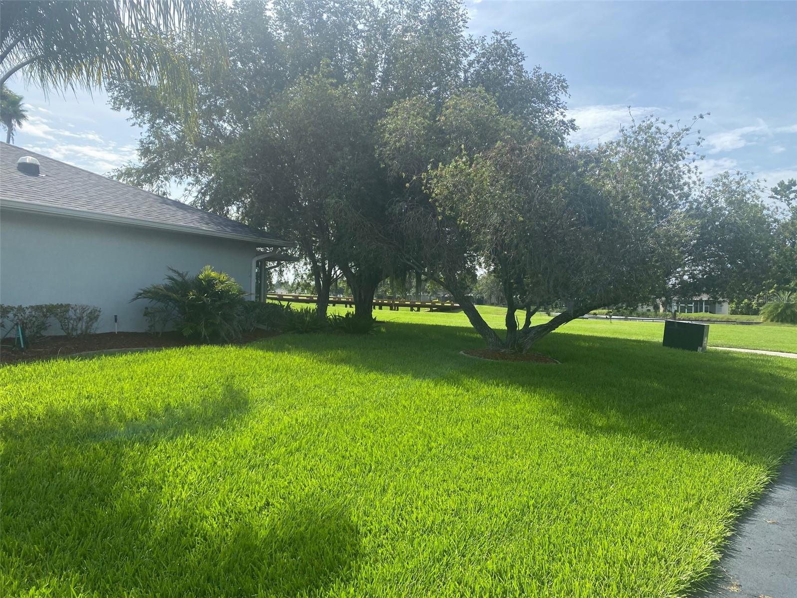 Image 3 of 41 For 10622 Moshie Lane