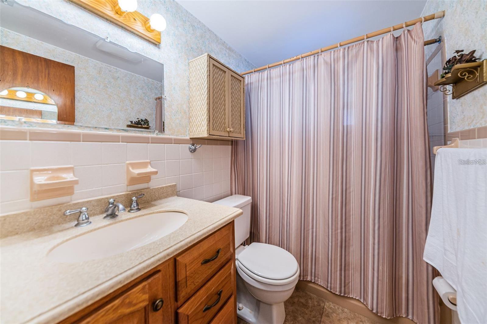 Image 16 of 25 For 4902 Vision Avenue