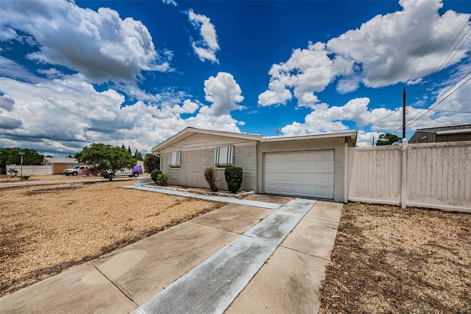 Image 23 of 25 For 4902 Vision Avenue