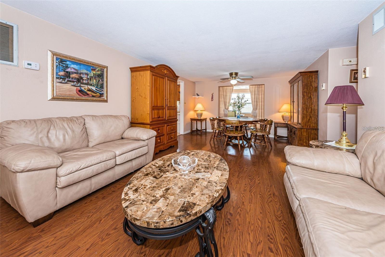 Image 4 of 25 For 4902 Vision Avenue