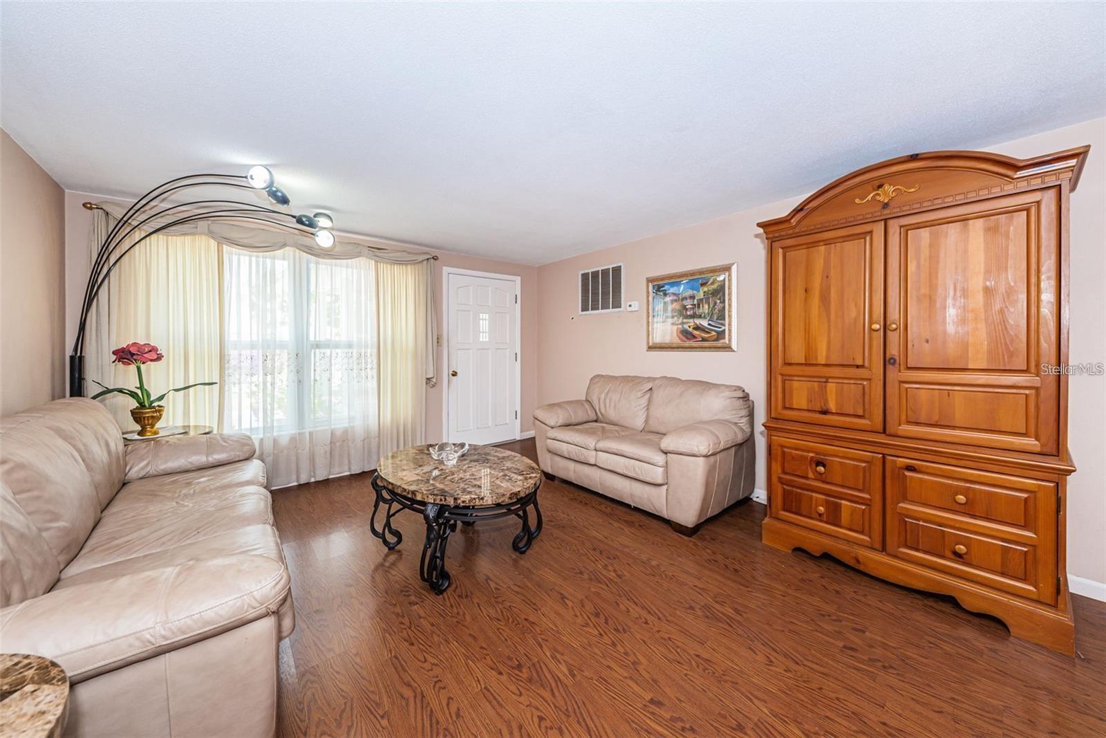 Image 7 of 25 For 4902 Vision Avenue