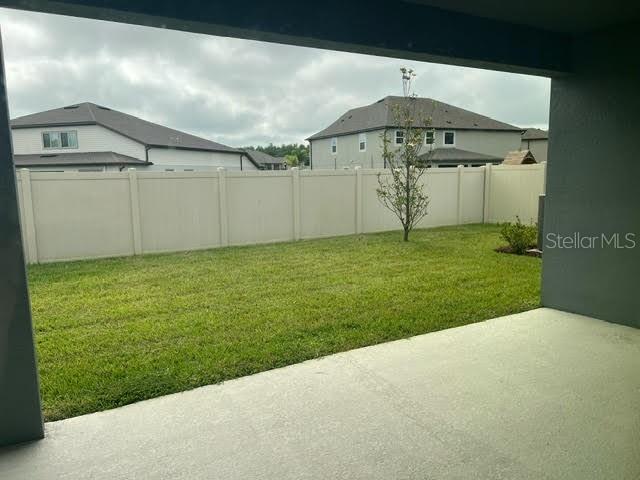 Image 8 of 13 For 19259 Briarbrook Drive