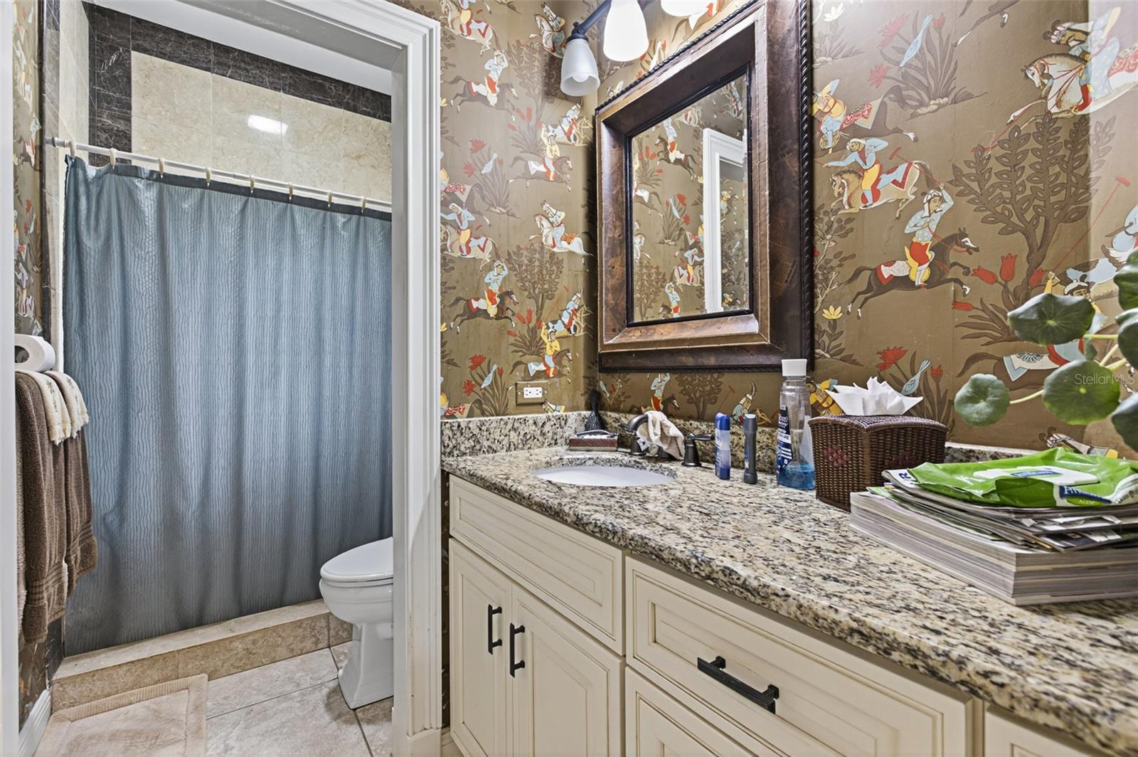 Image 17 of 34 For 12451 Gateway Greens Drive
