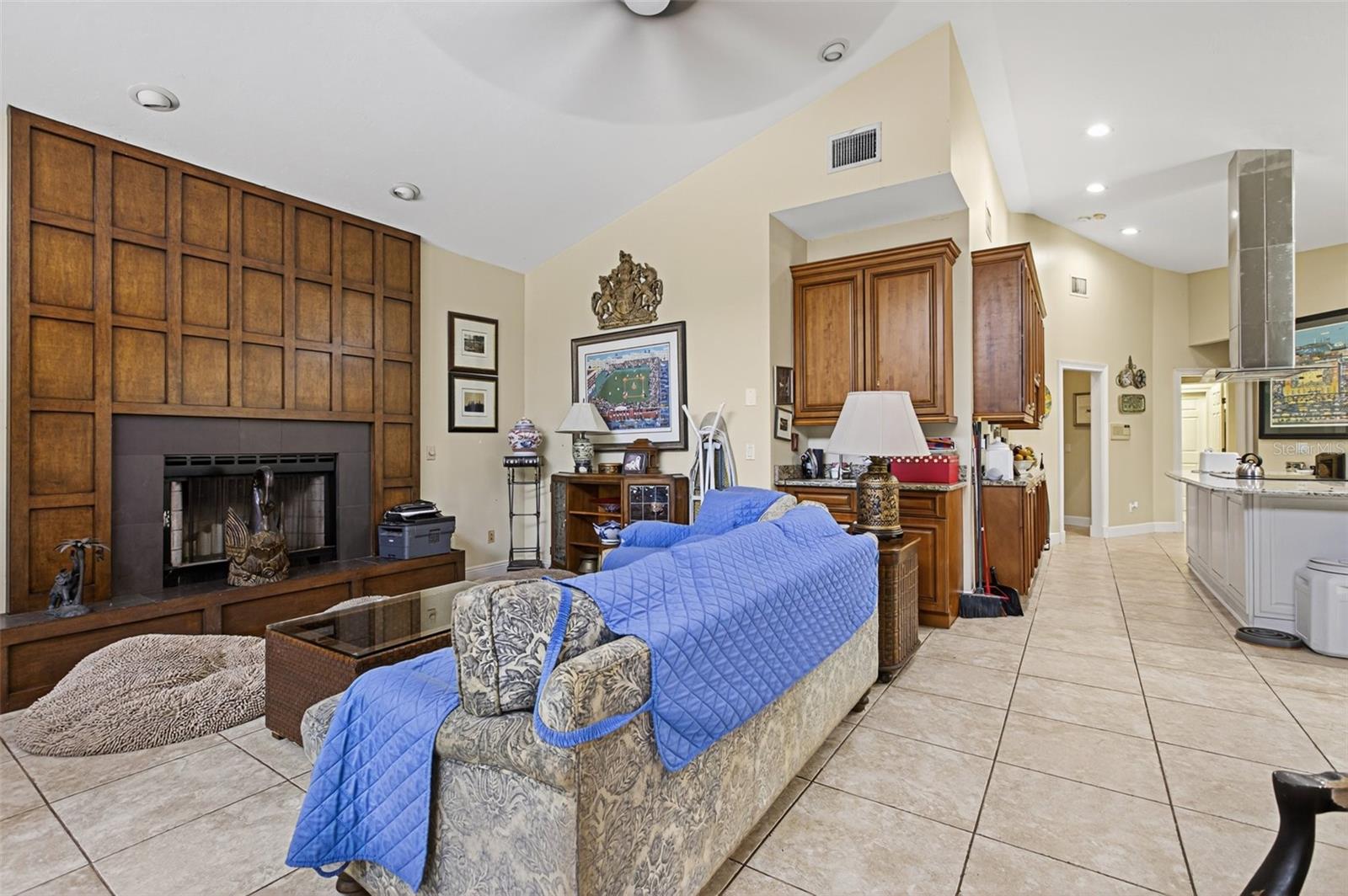 Image 21 of 34 For 12451 Gateway Greens Drive