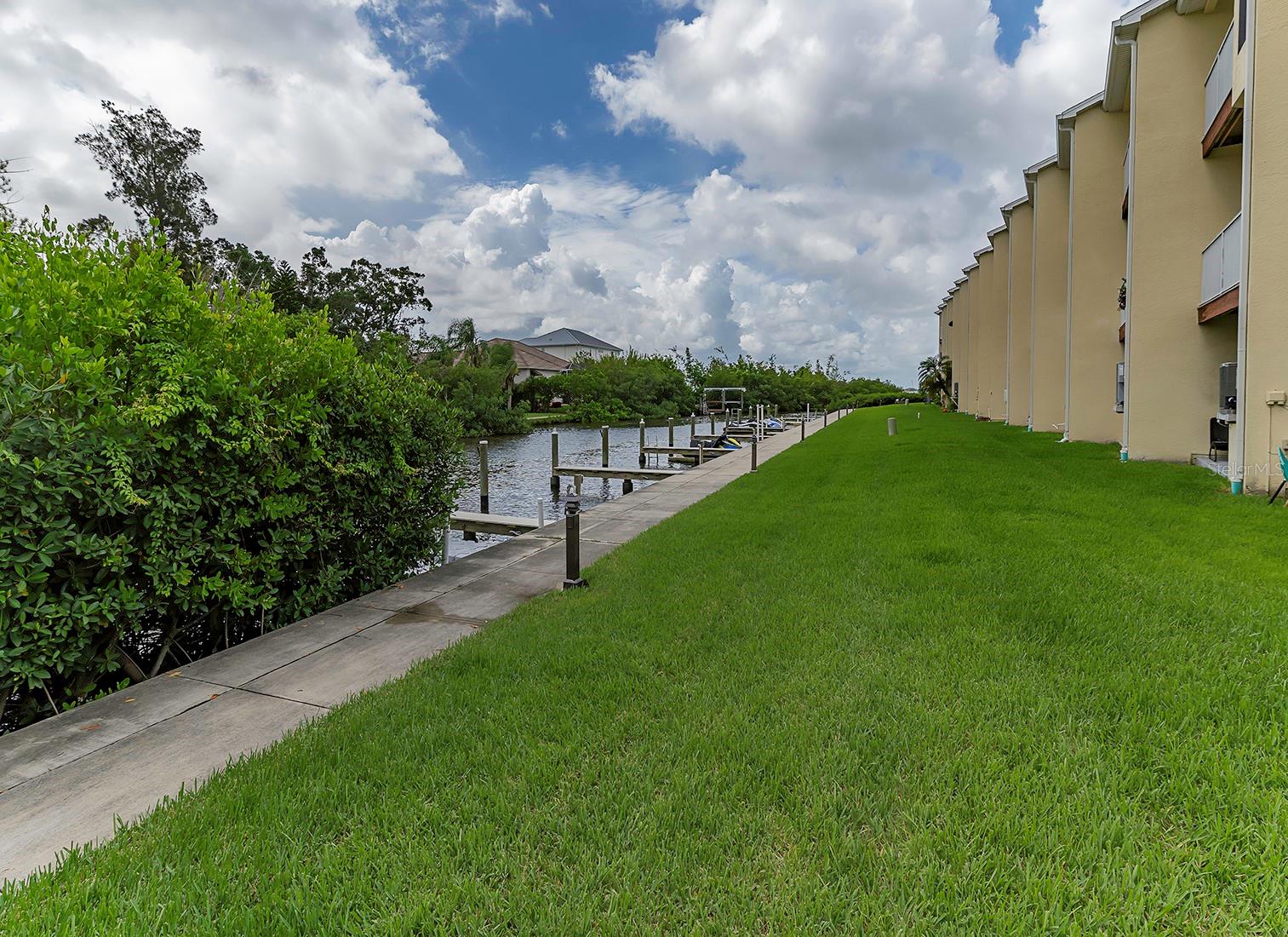 Image 45 of 59 For 128 Brent Circle