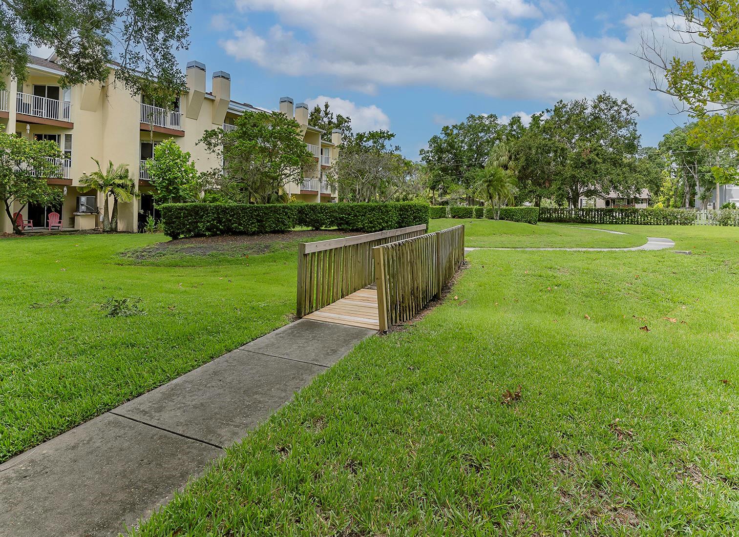 Image 47 of 59 For 128 Brent Circle