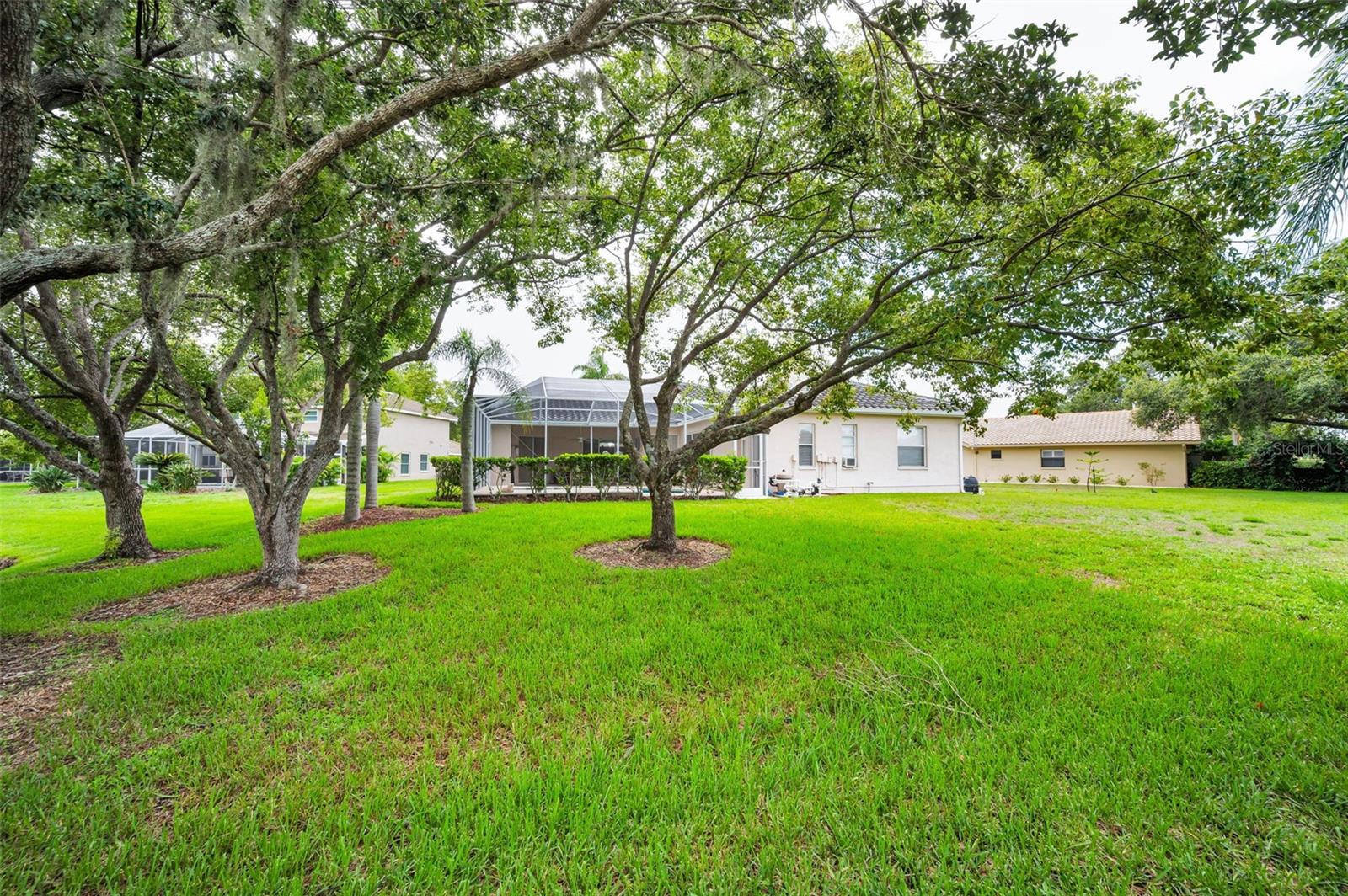 Listing photo id 46 for 5633 Wellington Court