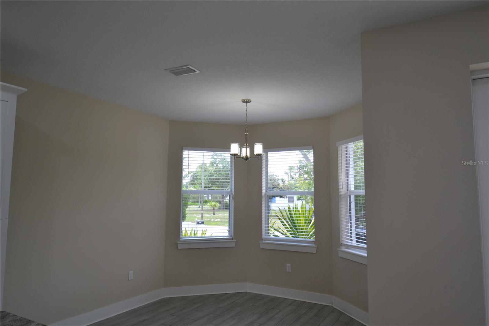 Image 8 of 46 For 5146 Tangelo Drive