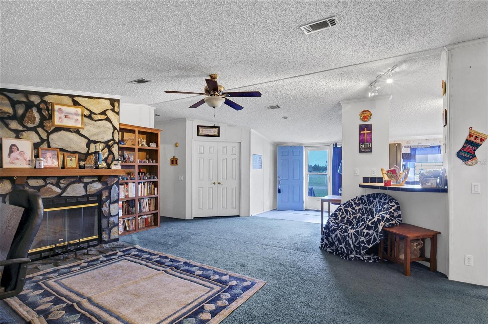 Image 8 of 47 For 22 Cactus Circle E