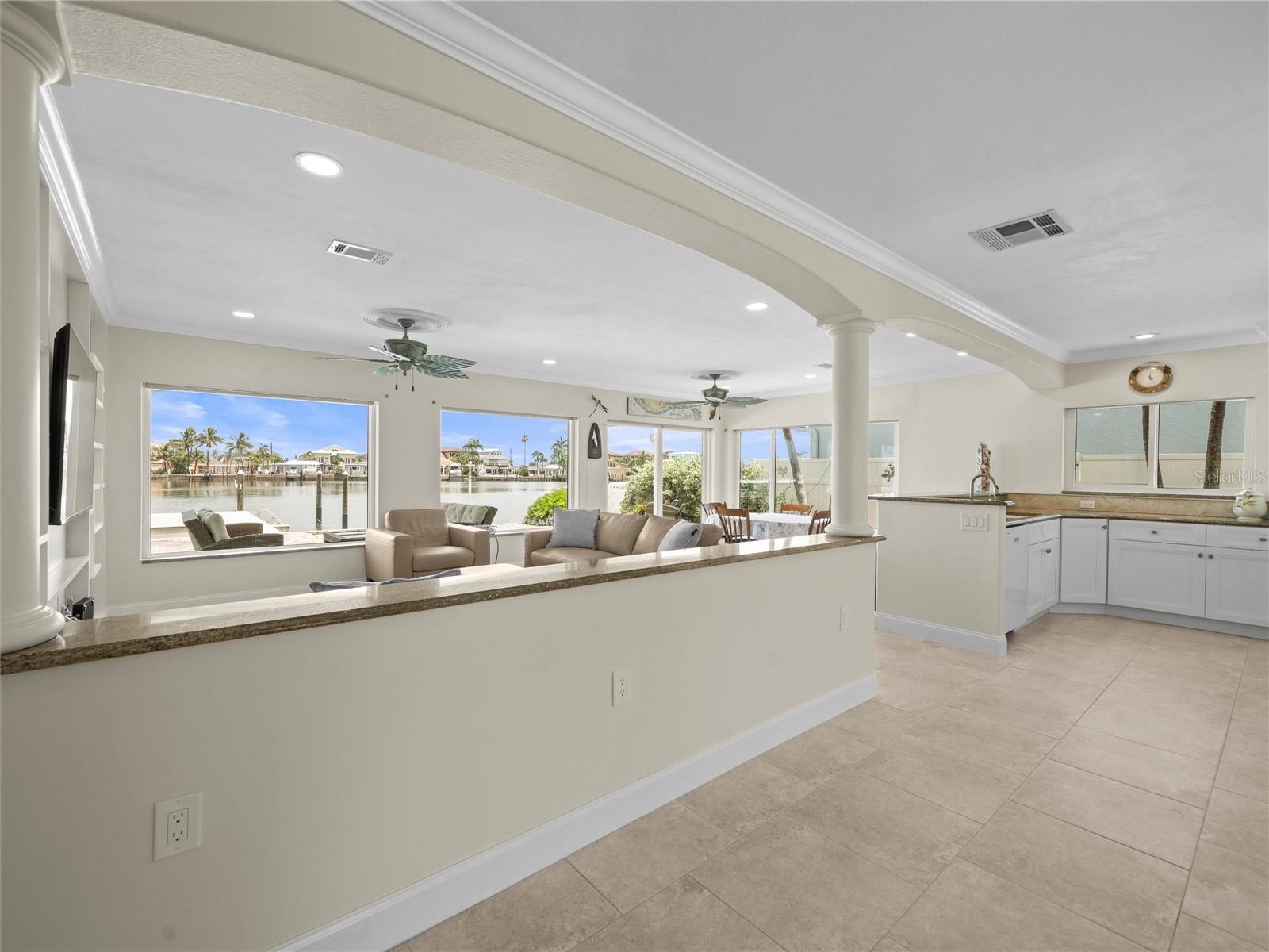 Image 11 of 58 For 16129 4th Street E