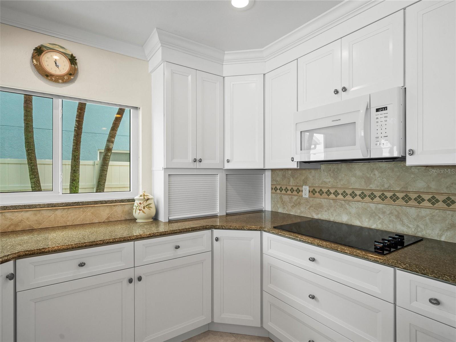 Image 23 of 58 For 16129 4th Street E