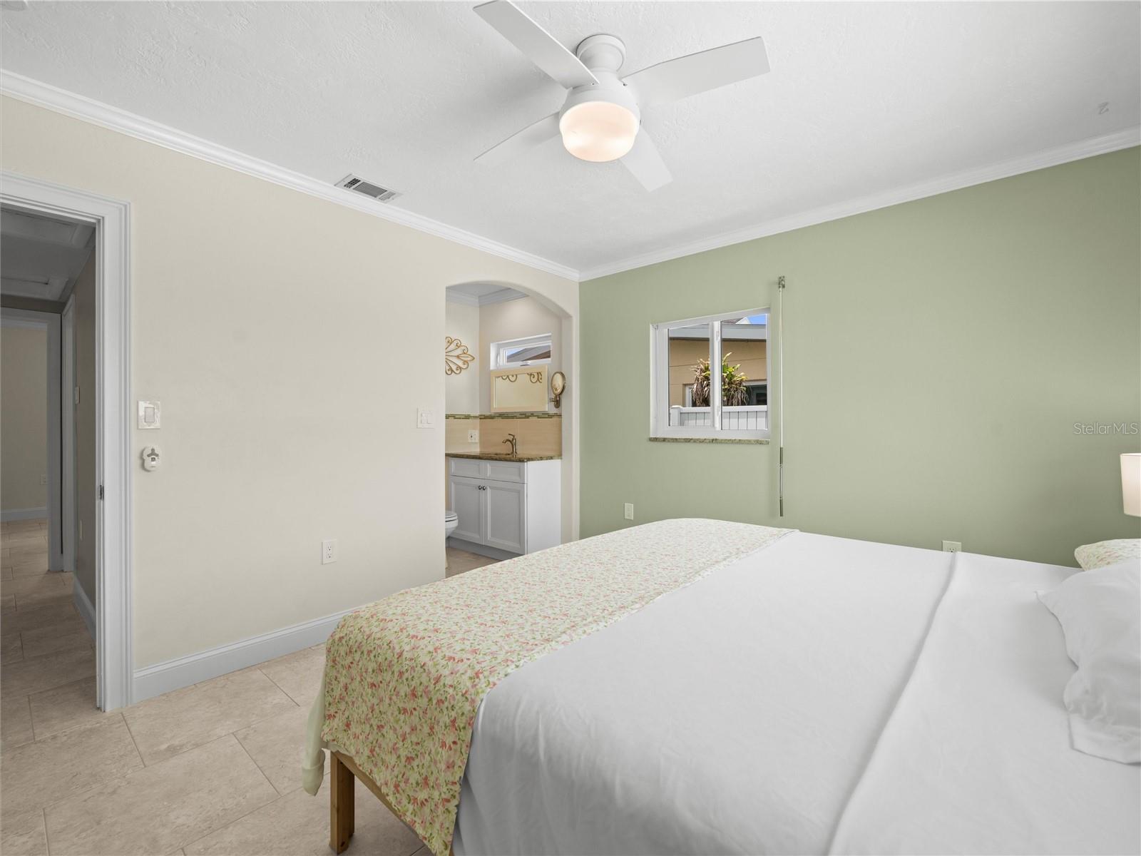 Image 32 of 58 For 16129 4th Street E