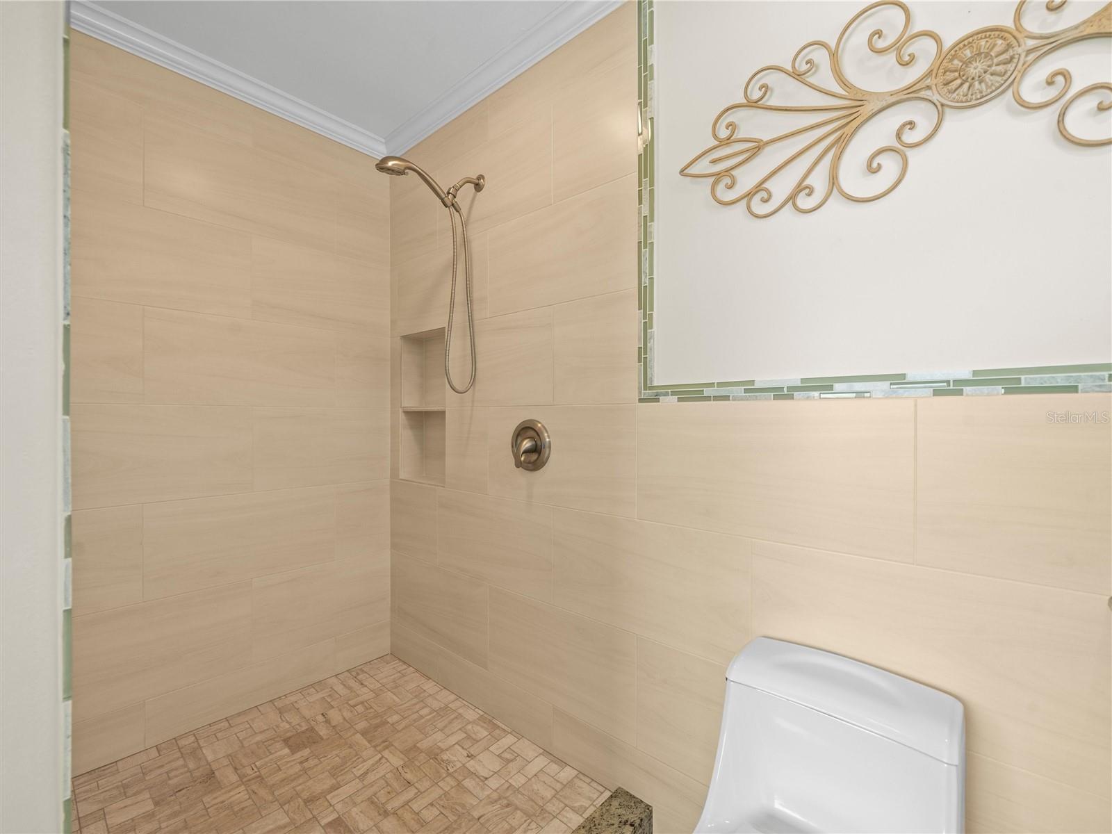Image 33 of 58 For 16129 4th Street E