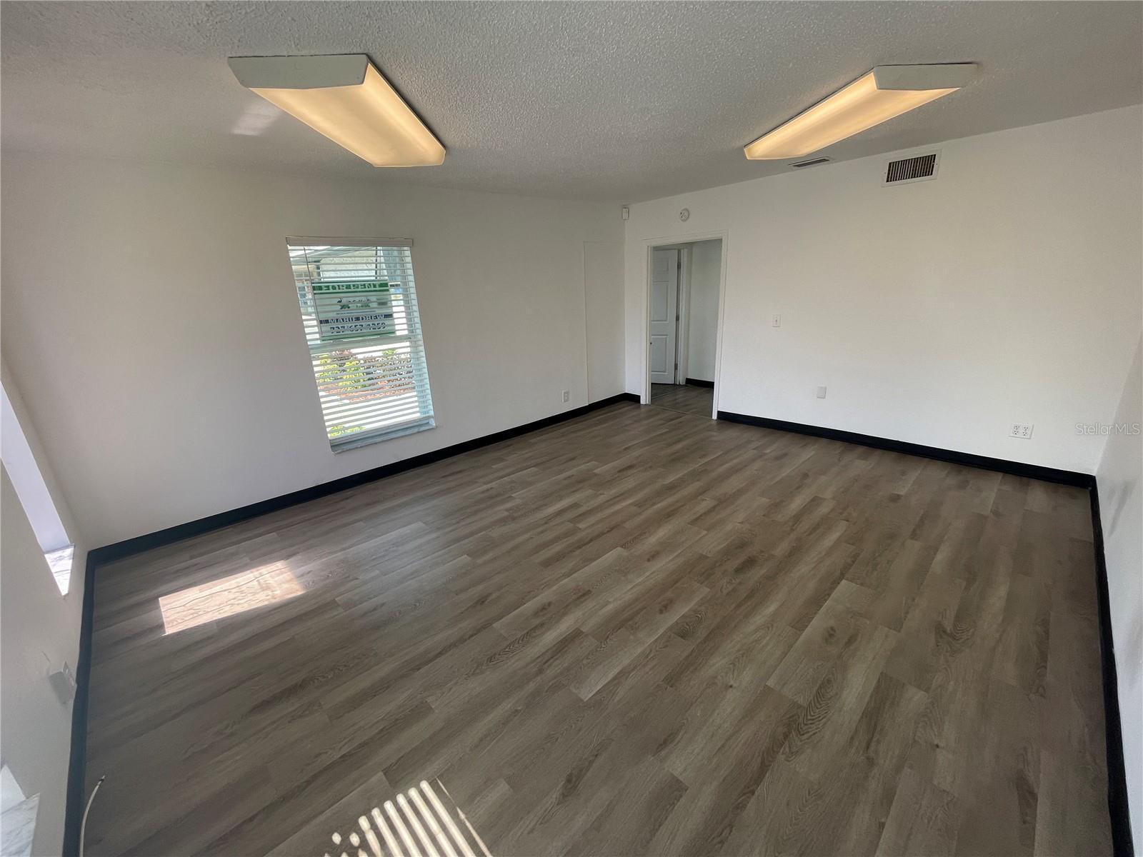 Image 8 of 13 For 1212 Highland Avenue
