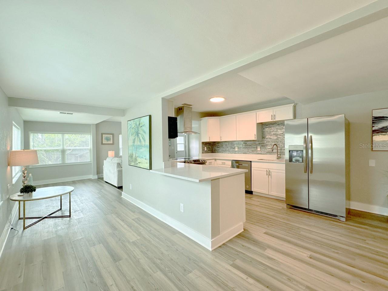 Image 11 of 20 For 1554 Elmwood Street
