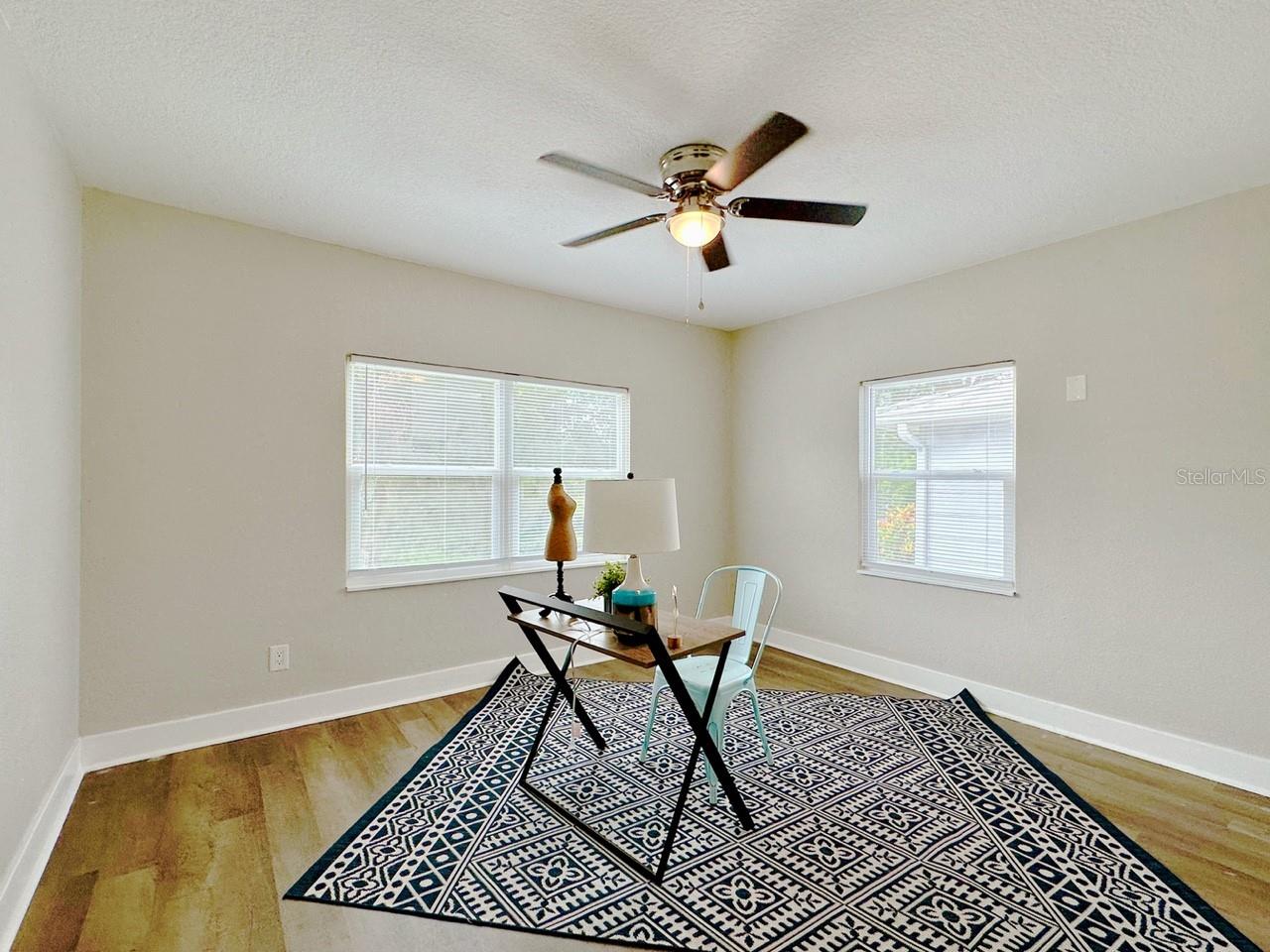 Image 13 of 20 For 1554 Elmwood Street