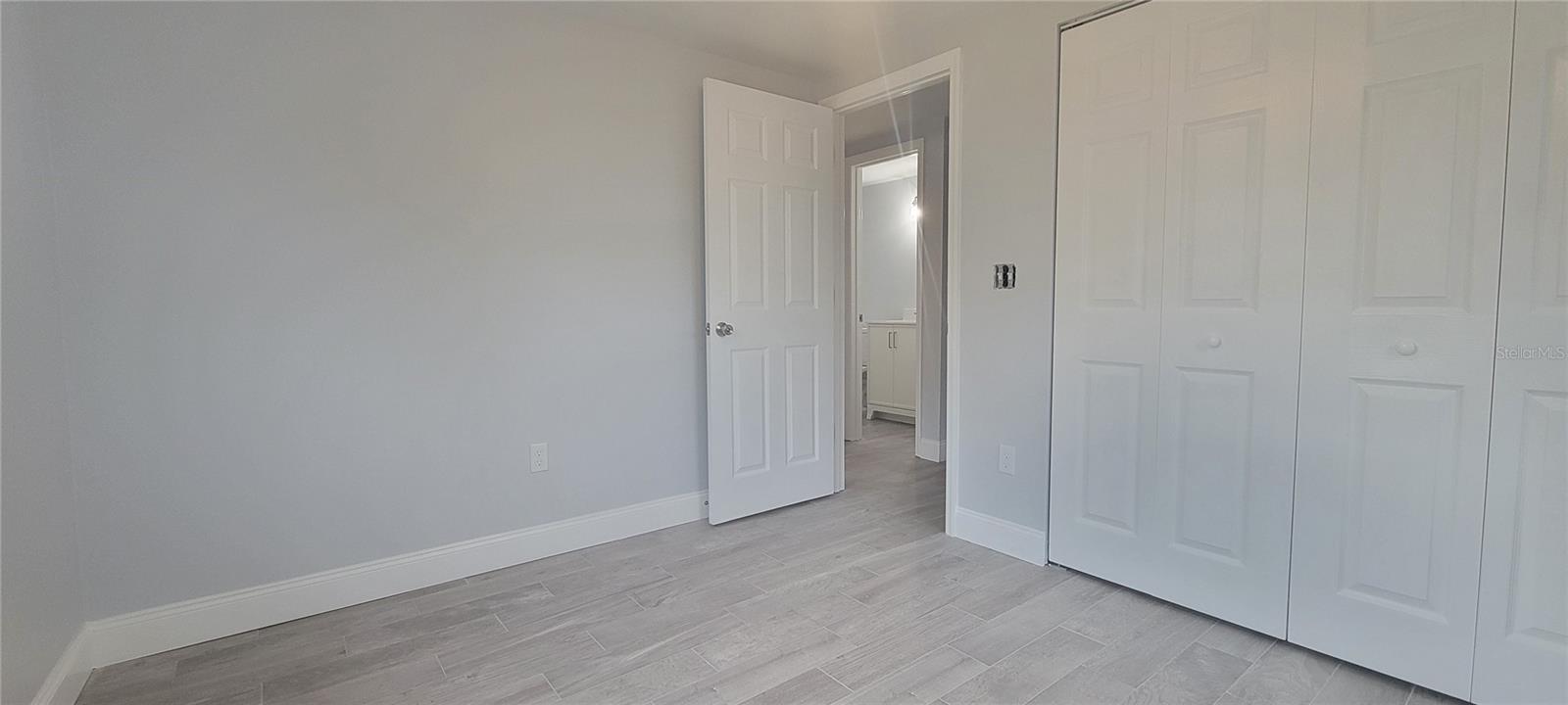 Listing photo id 8 for 224 8th Avenue N 224