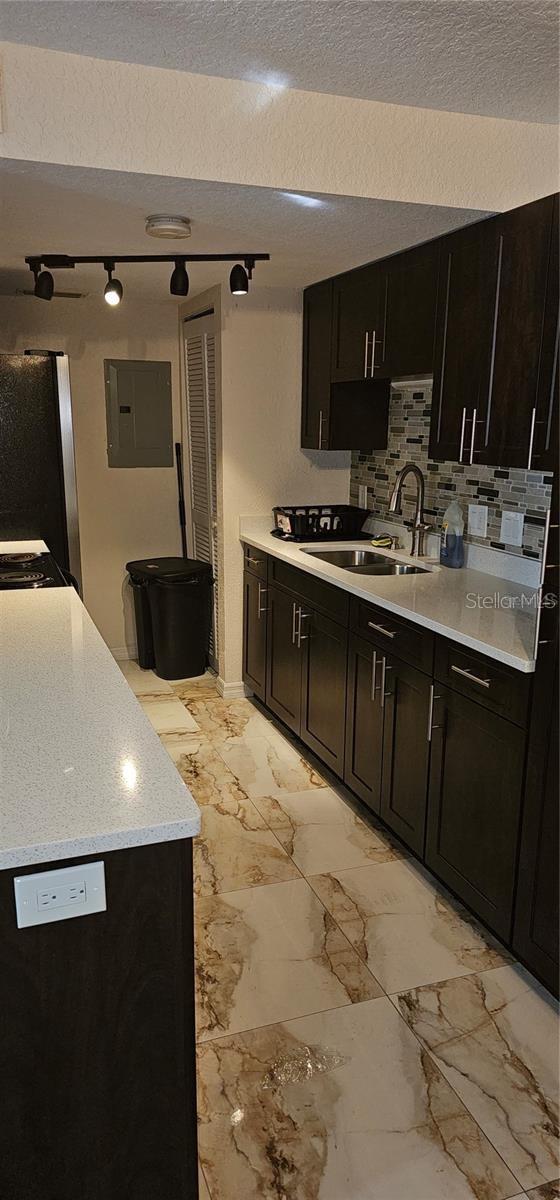 Image 3 of 28 For 4215 Bay Drive 1506c
