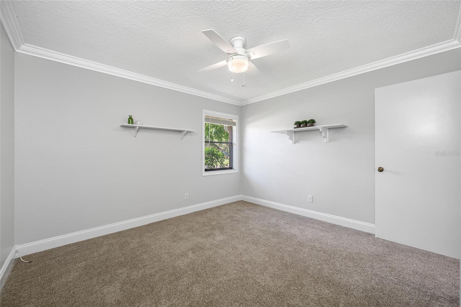 Image 43 of 51 For 1111 Chatham Court