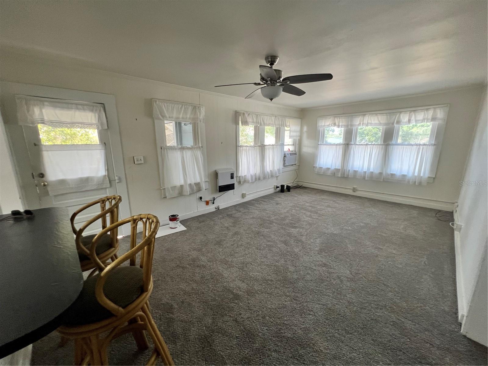 Image 12 of 15 For 205 Hilda Street A