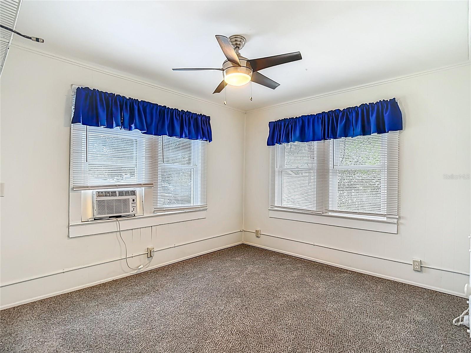 Image 19 of 28 For 205 Hilda Street A