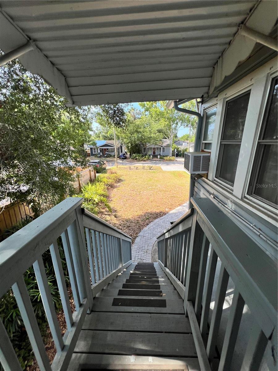 Image 4 of 15 For 205 Hilda Street A