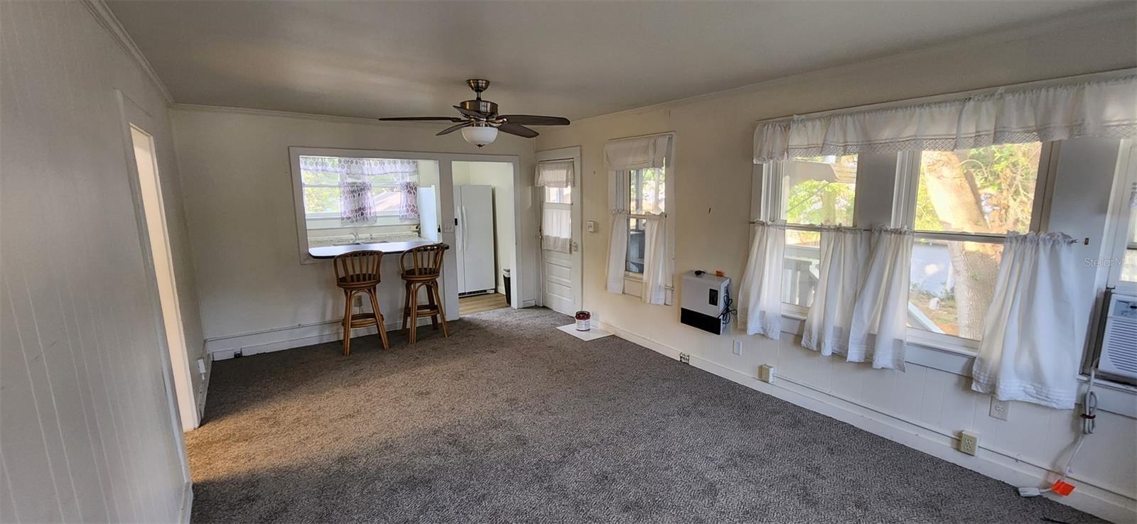 Image 9 of 15 For 205 Hilda Street A