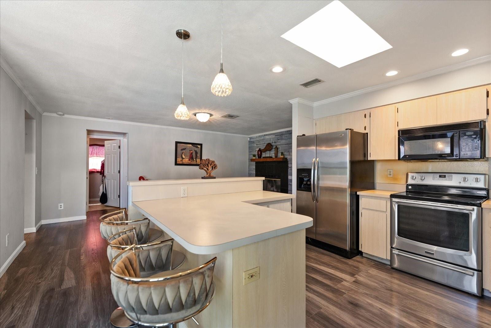 Image 14 of 27 For 2584 58th Avenue S