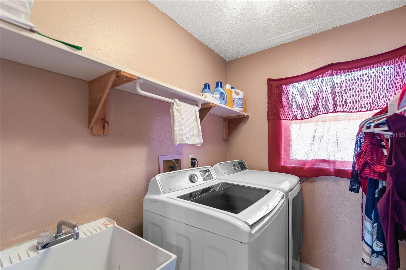 Image 16 of 27 For 2584 58th Avenue S