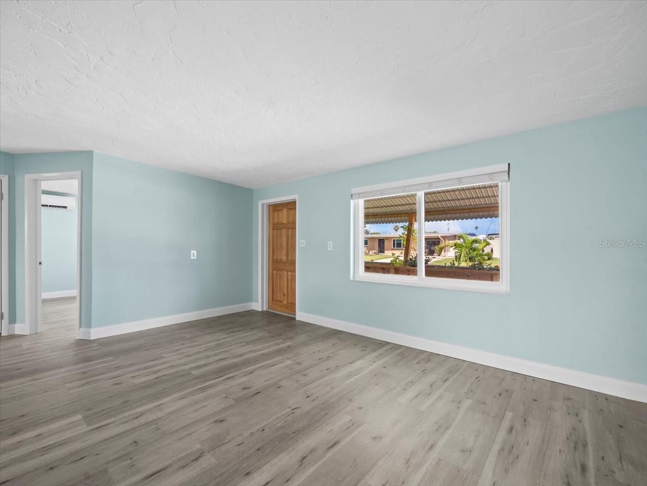 Image 10 of 54 For 13316 Carol Drive