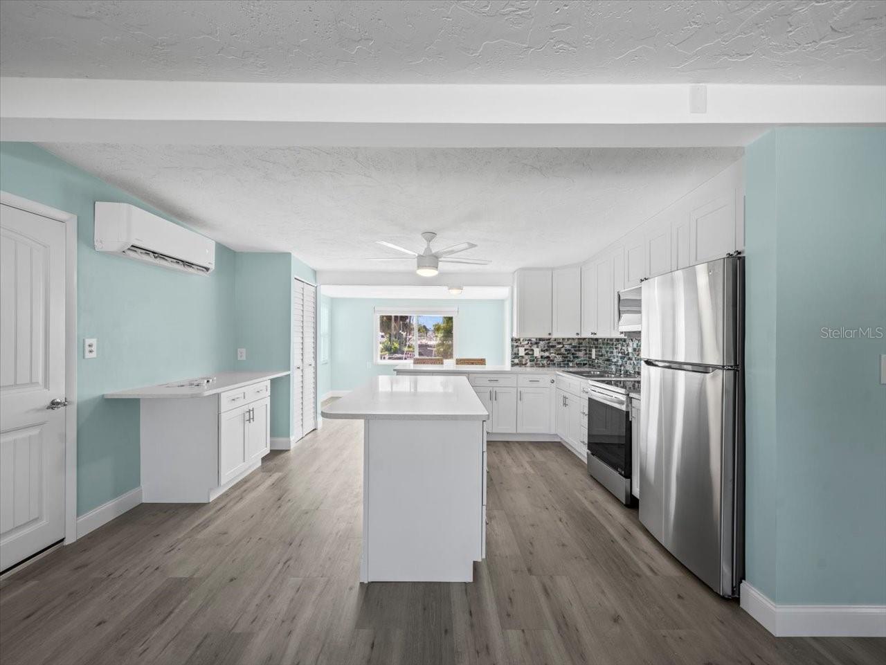 Image 11 of 54 For 13316 Carol Drive