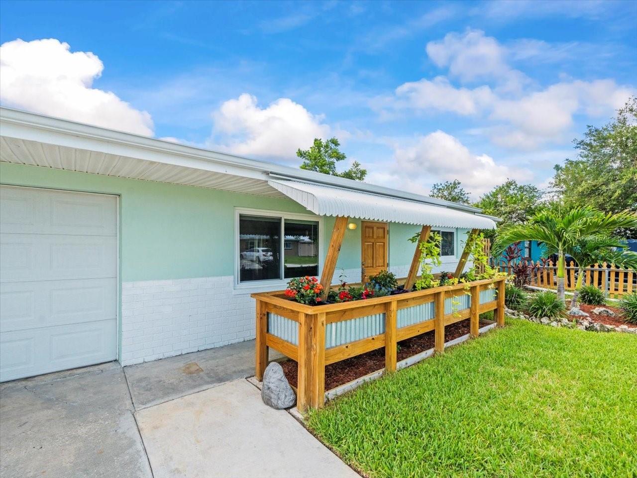 Image 6 of 54 For 13316 Carol Drive