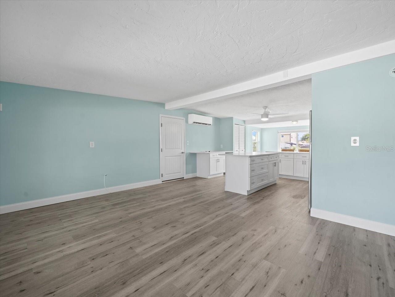 Image 7 of 54 For 13316 Carol Drive