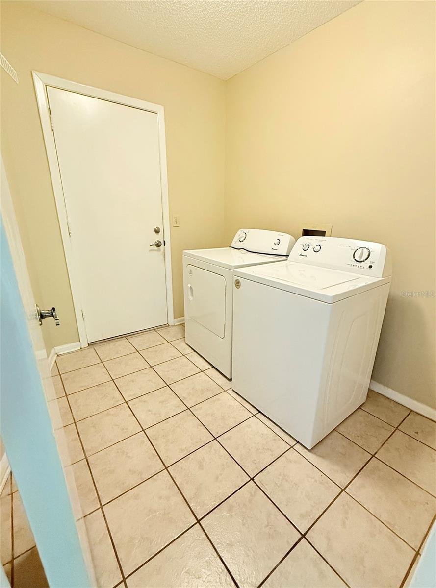 Image 29 of 32 For 4306 Woodside Manor Drive