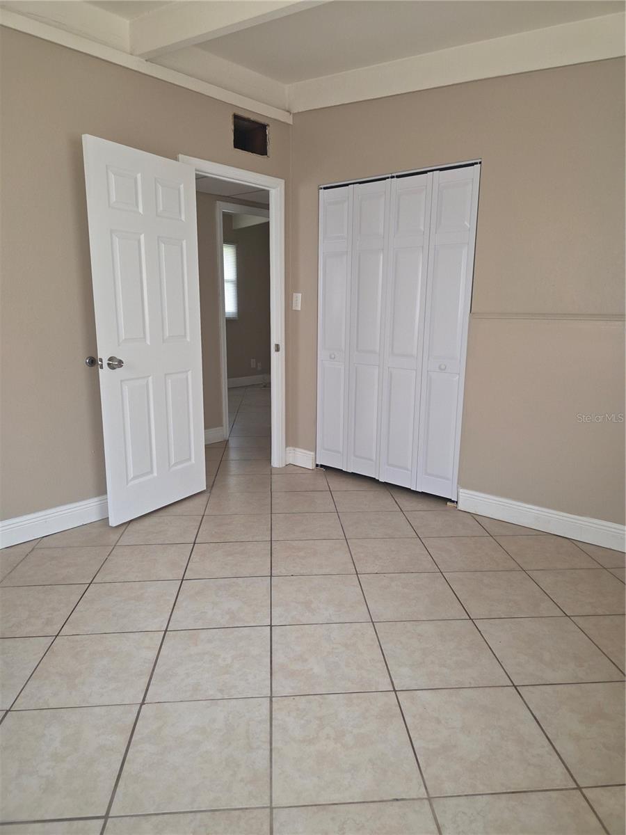 Image 6 of 10 For 1718 Darlington Drive