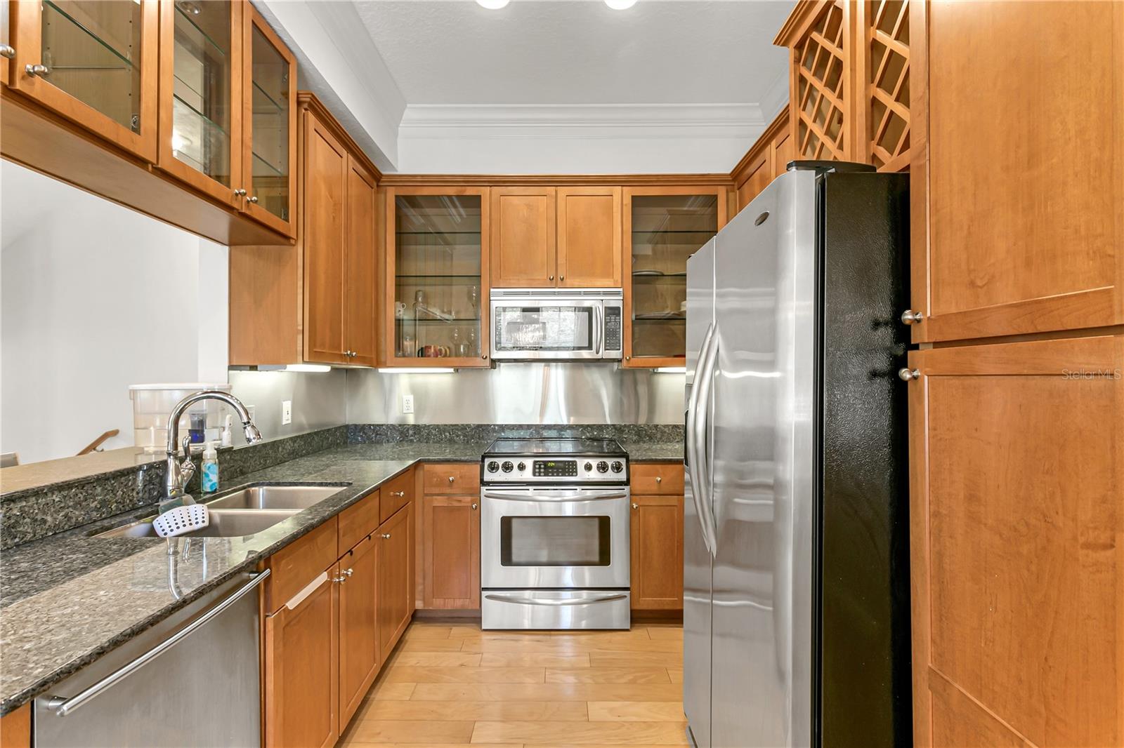 Image 19 of 39 For 3010 Stovall Street E