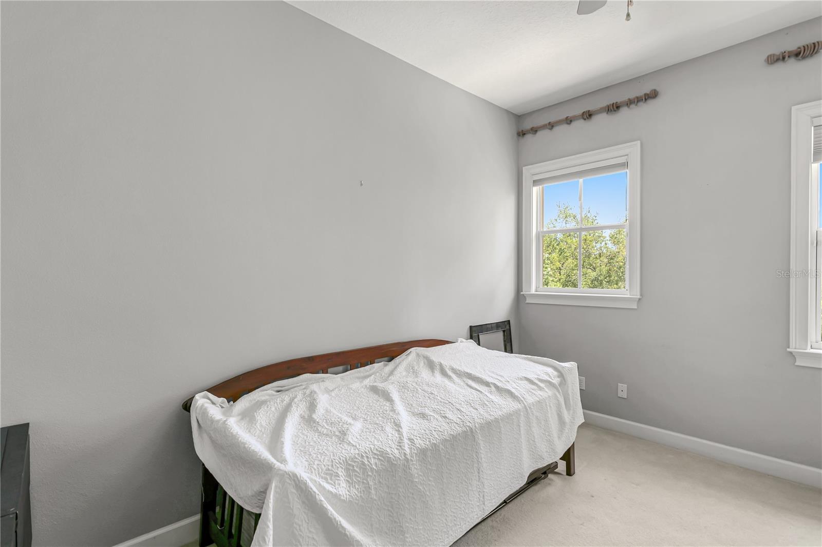 Image 31 of 39 For 3010 Stovall Street E