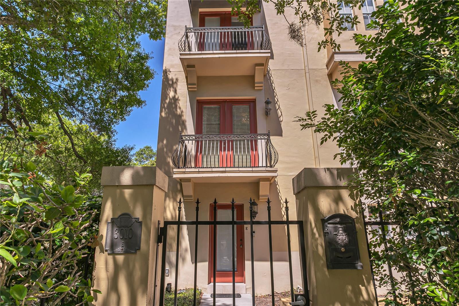 Image 4 of 39 For 3010 Stovall Street E