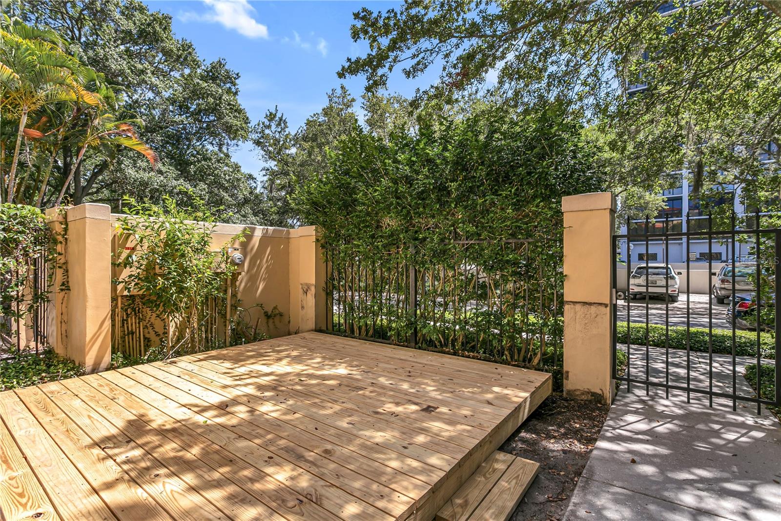 Image 5 of 39 For 3010 Stovall Street E